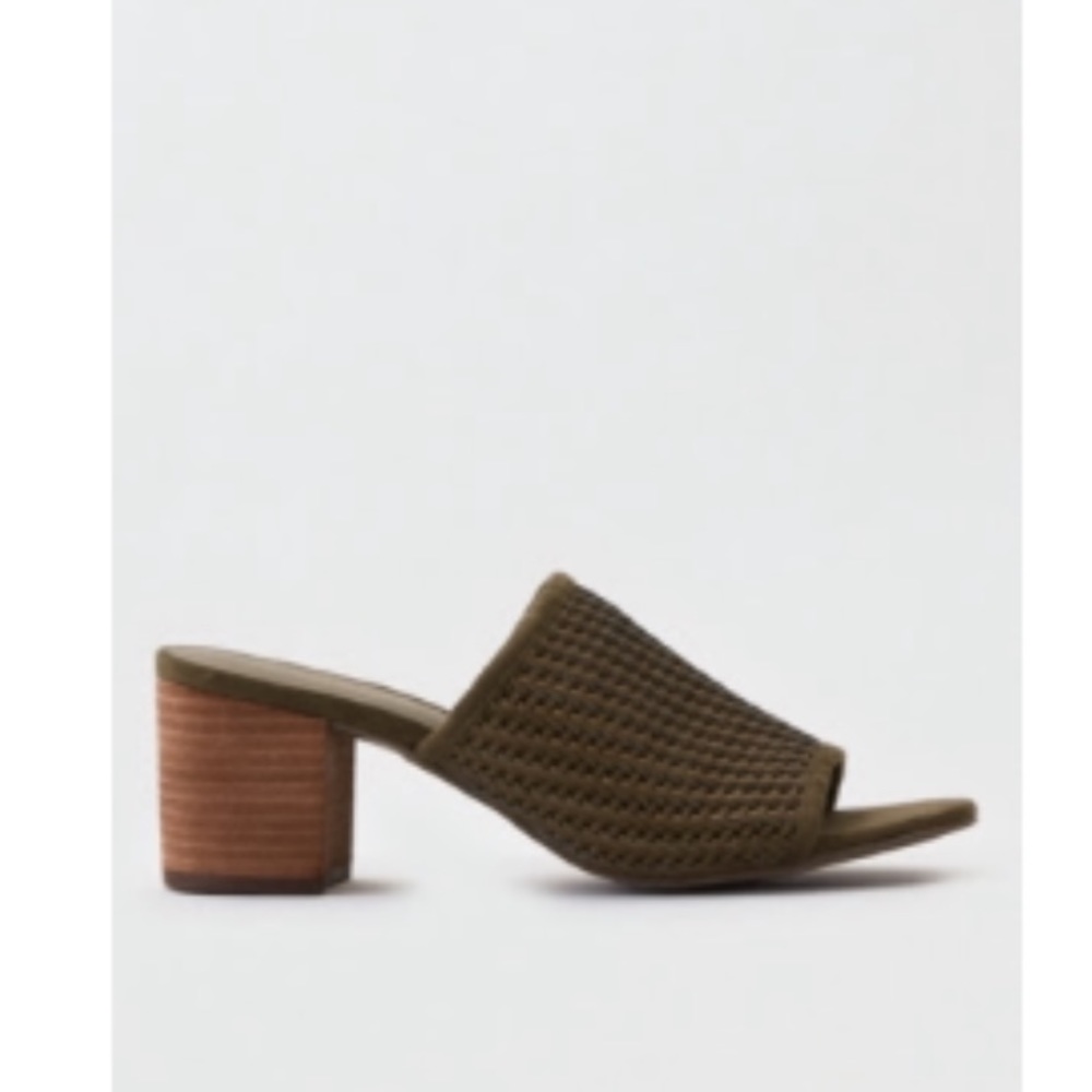 American Eagle Wedge Shoe